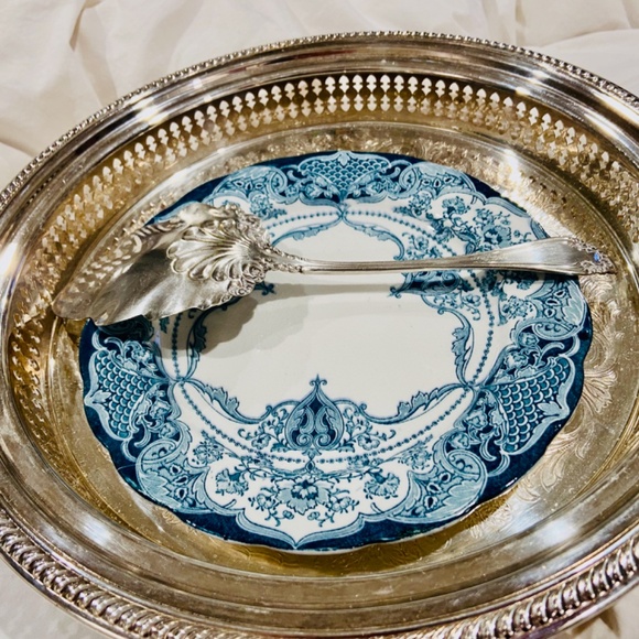 F26-Vintage Silverplate Solid Pie Server by Royal Plate Co - Picture 4 of 9